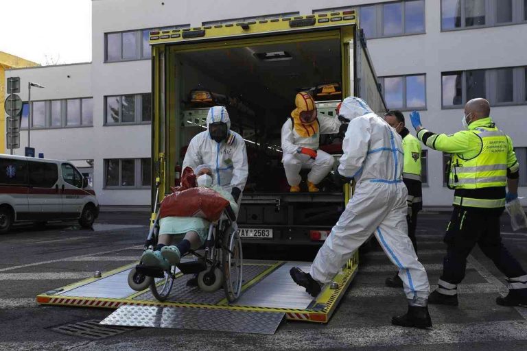 Czechs declare state of emergency, impose new virus measures