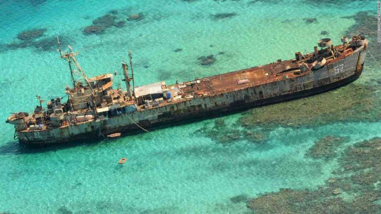 PH and US deploy a resupply ship into South China Sea