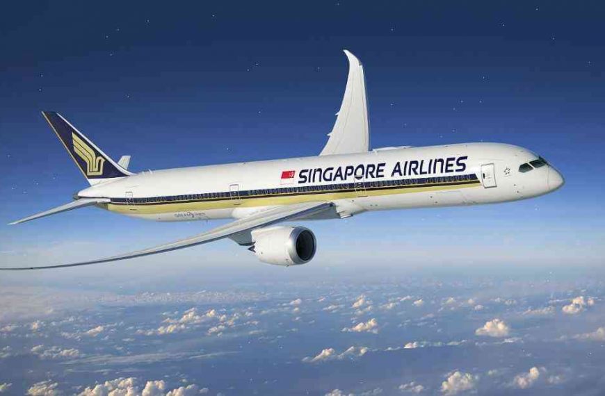 Singapore Airlines to require all cabin crew to be vaccinated against HPV